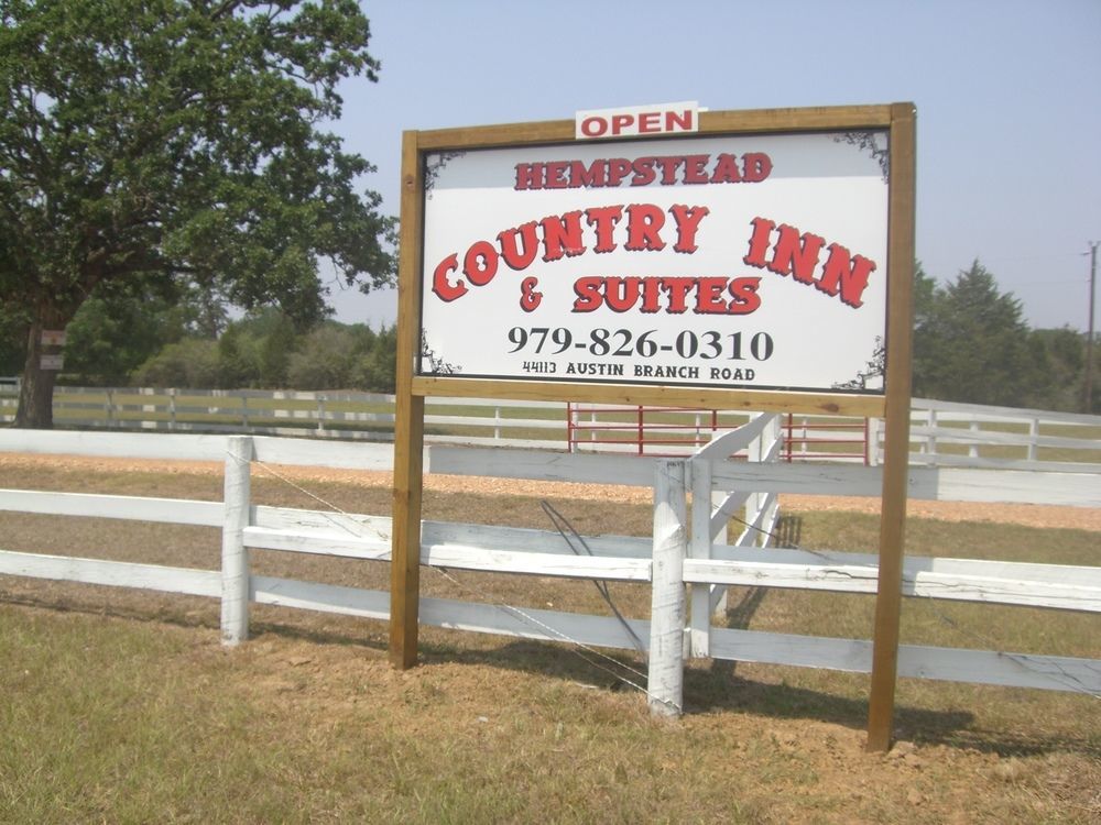 Hempstead Country Inn & Suites Exterior foto